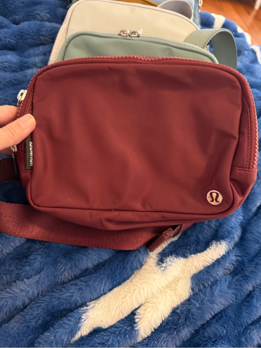 Lot of 10 Authentic Large Lululemon Belt bags. - Picture 8 of 11